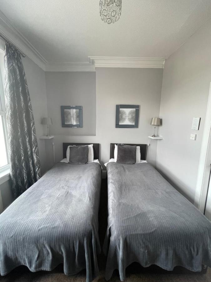 포트 윌리엄 Berkeley House B&B 외부 사진